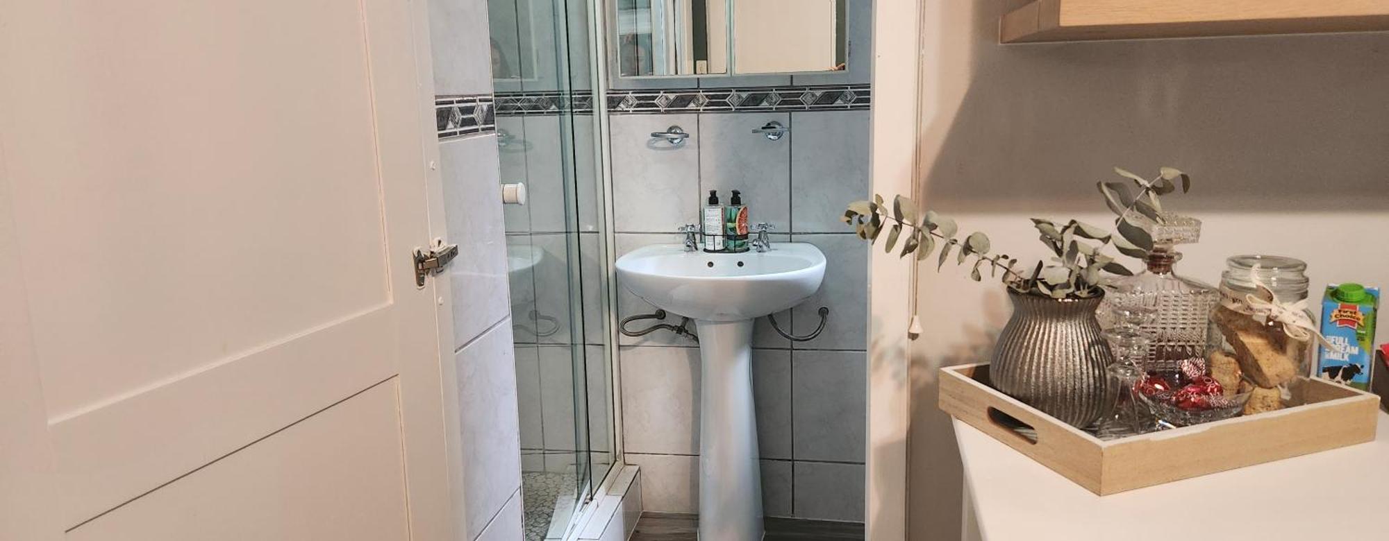 The Wooden Leg Guesthouse Kleinmond Esterno foto